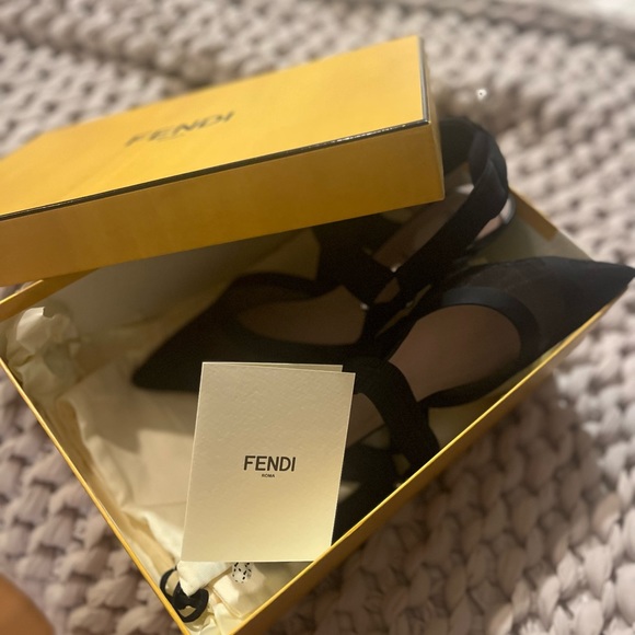 Fendi Colibrì — Black leather and mesh slingbacks medium heel. AUTHENTIC FENDI - Picture 13 of 13